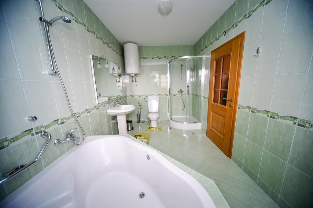 Apartments Dalmacija Starigrad Paklenica Oda fotoğraf