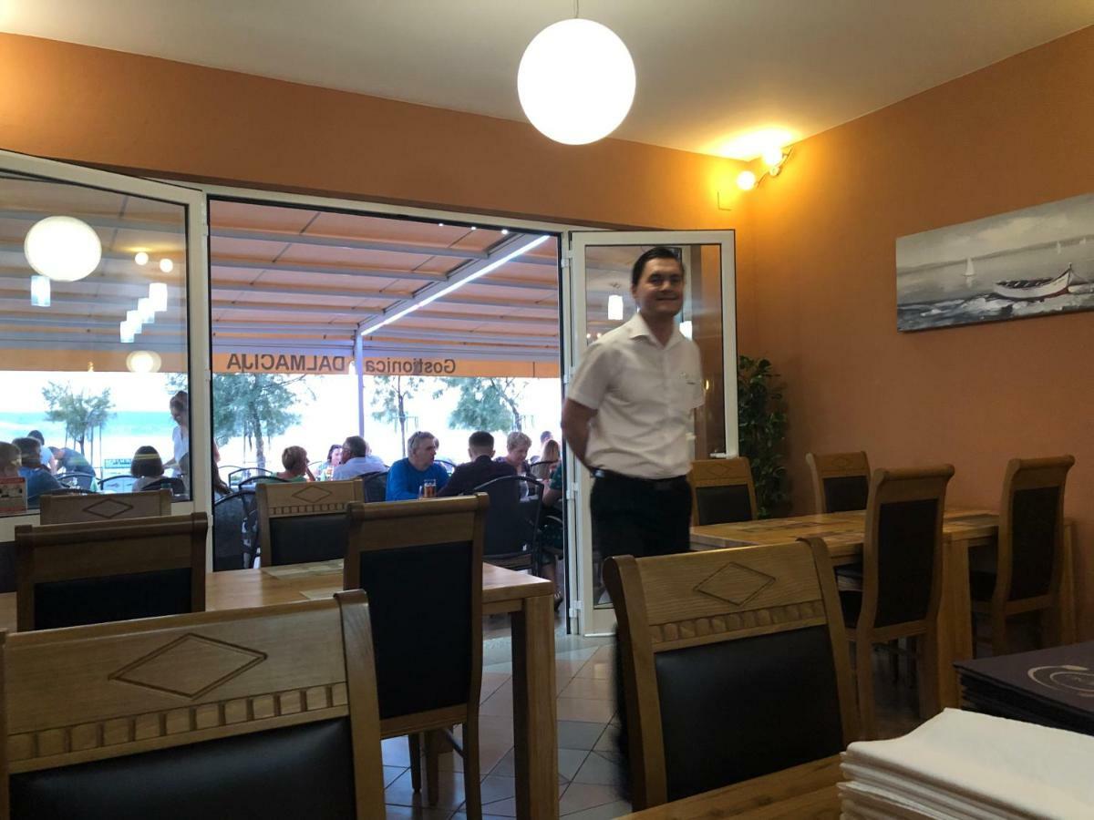 Apartments Dalmacija Starigrad Paklenica Dış mekan fotoğraf