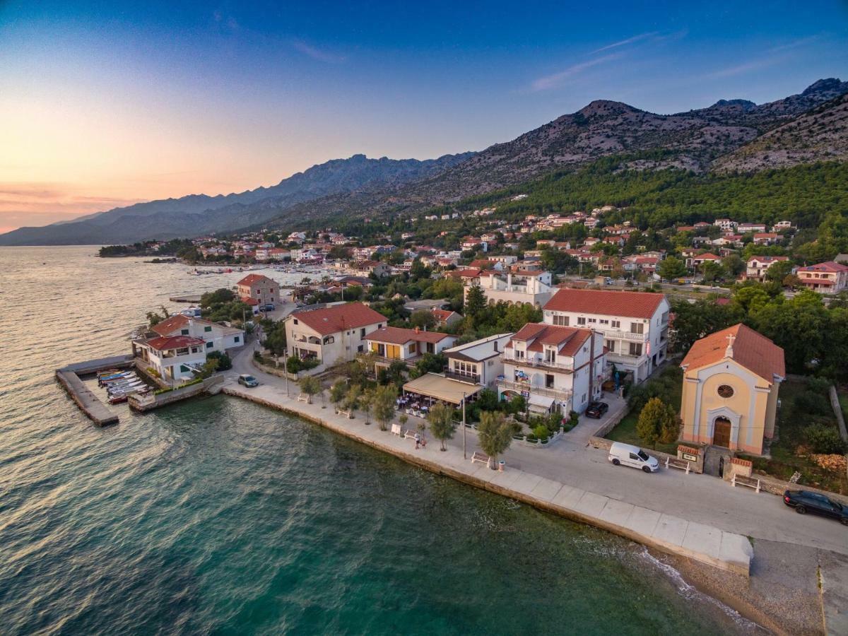 Apartments Dalmacija Starigrad Paklenica Dış mekan fotoğraf